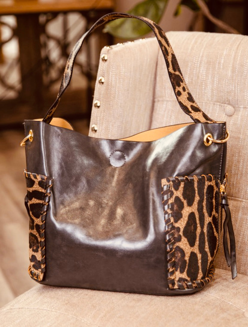 Leopard Print Gusset Shoulder Bag
