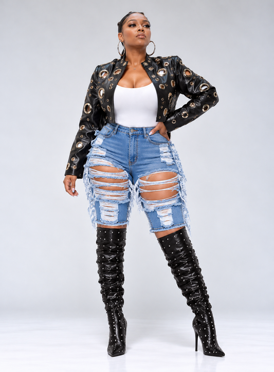 Distressed Plusher Capris