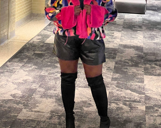 Faux Leather Shorts (plus size)