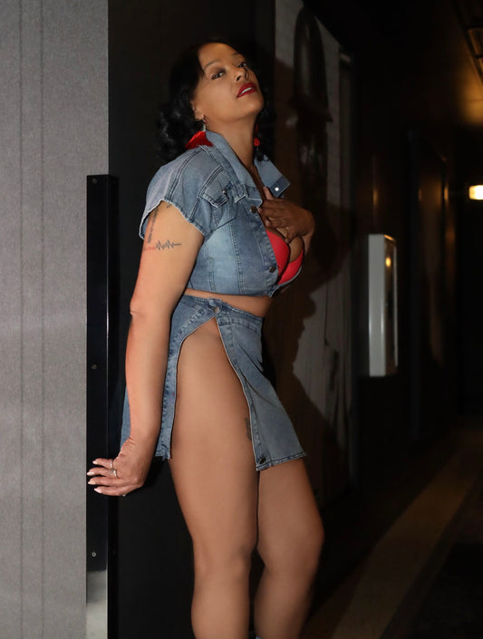 Attico Collar Denim Set